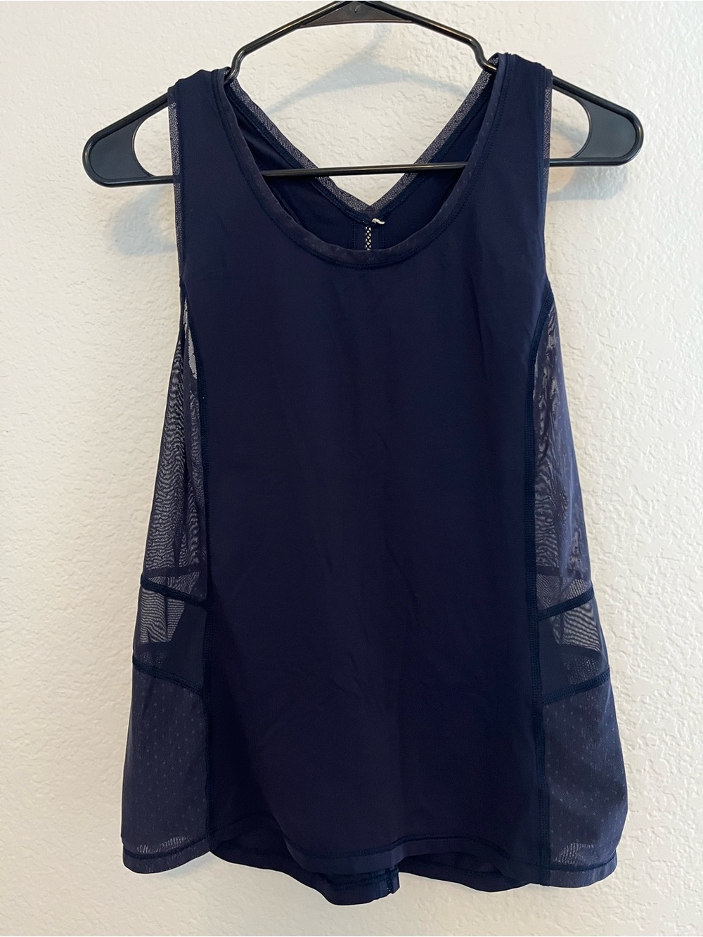 Lululemon navy blue tank top